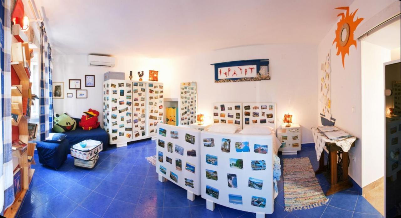 Studio Apartment Sretna Split Exterior foto